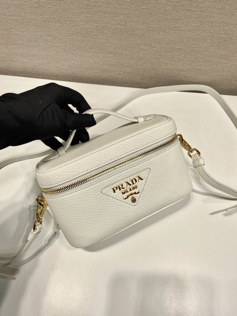 Pra*a box bags